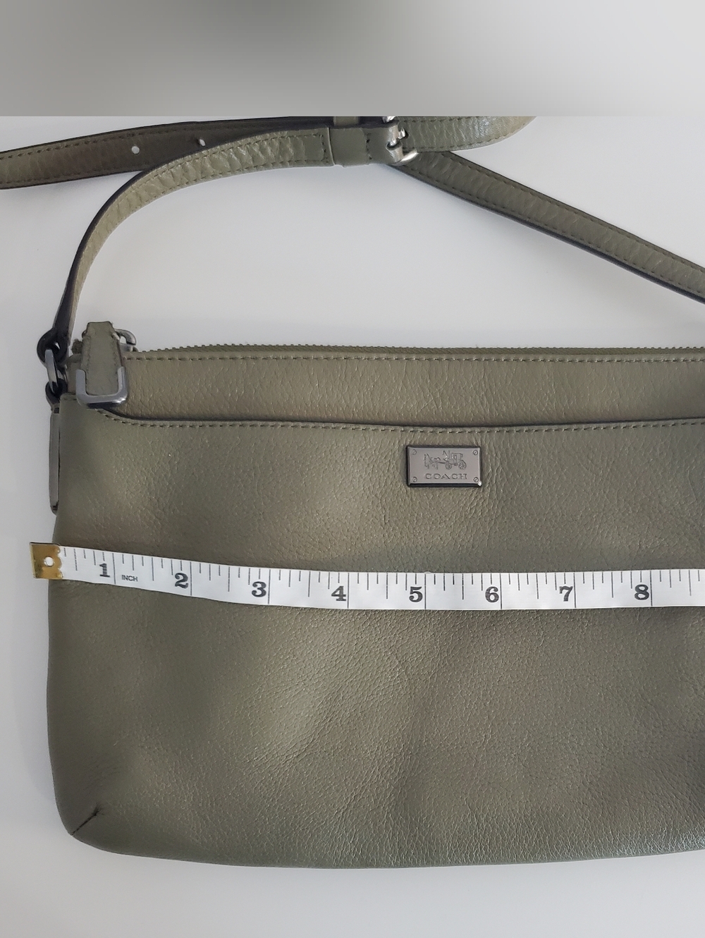 COACH MADISON LEATHER EAST WEST SWINGPACK OLIVE GREY ANTIQUE NICKEL - Picture 6 of 16